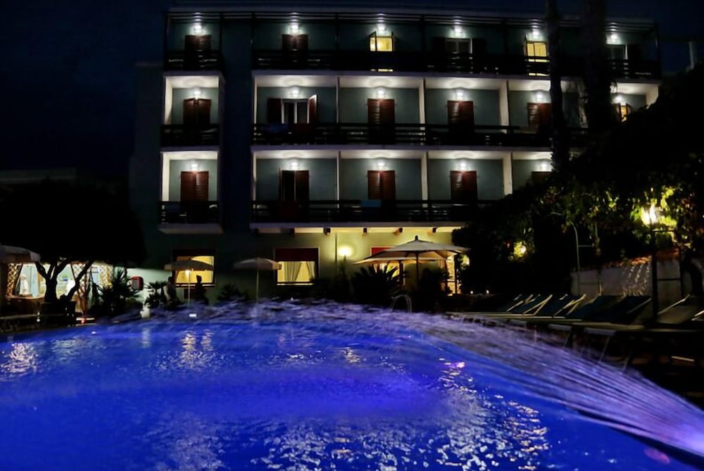 hotel la playa