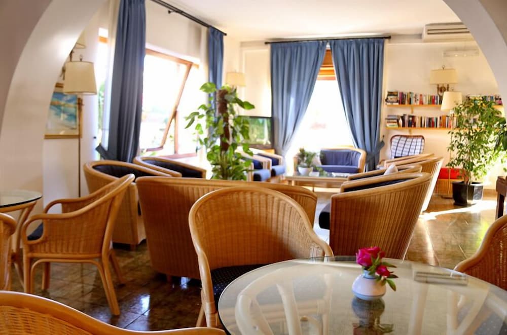 hotel la playa