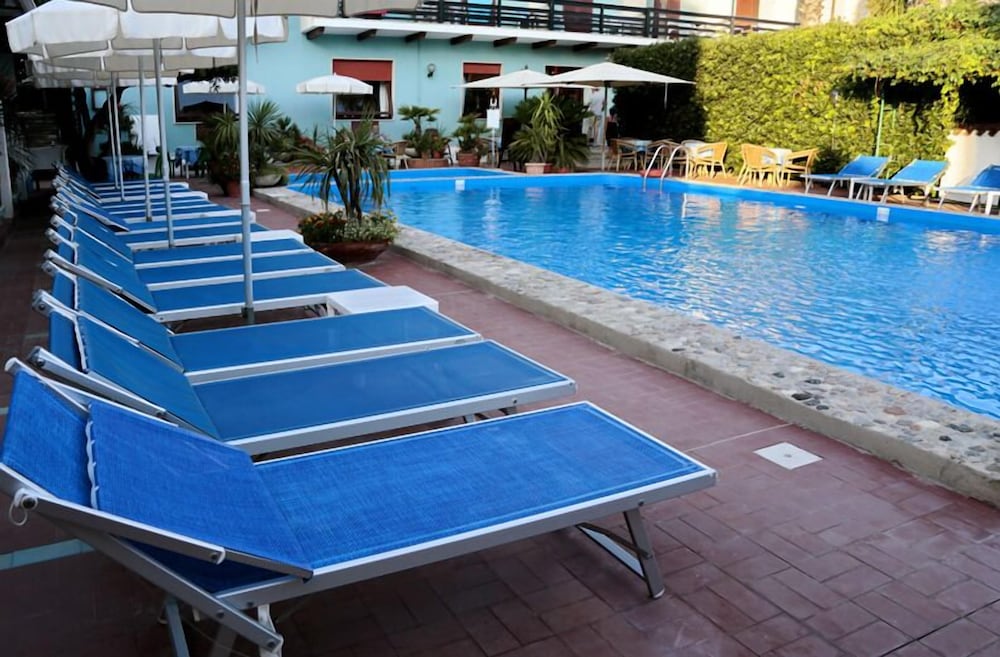 hotel la playa