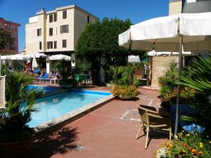 hotel la playa