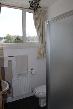 invergarry room only guest house for adults