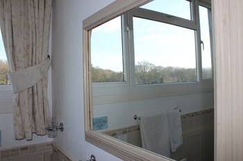 invergarry room only guest house for adults