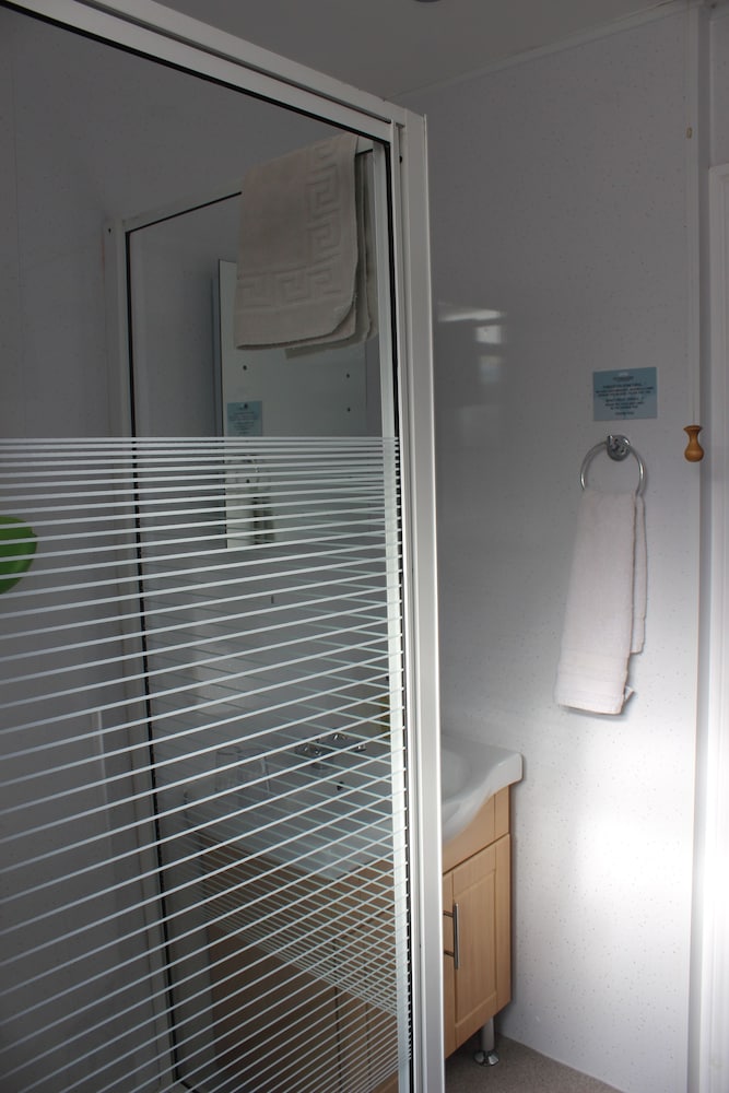 invergarry room only guest house for adults