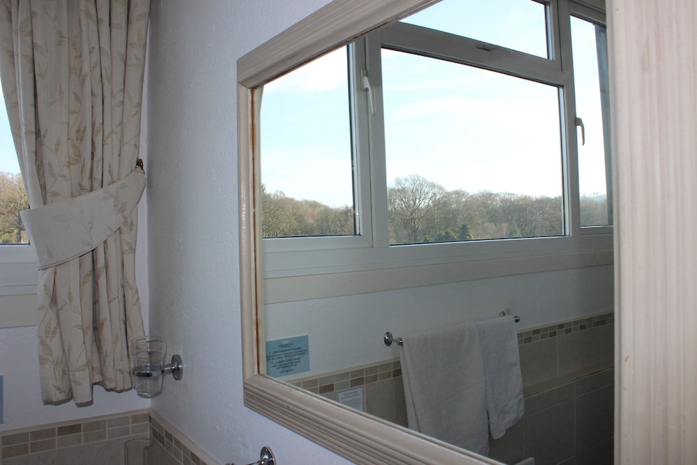 invergarry room only guest house for adults