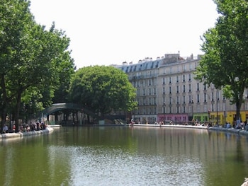hotel ferney republique