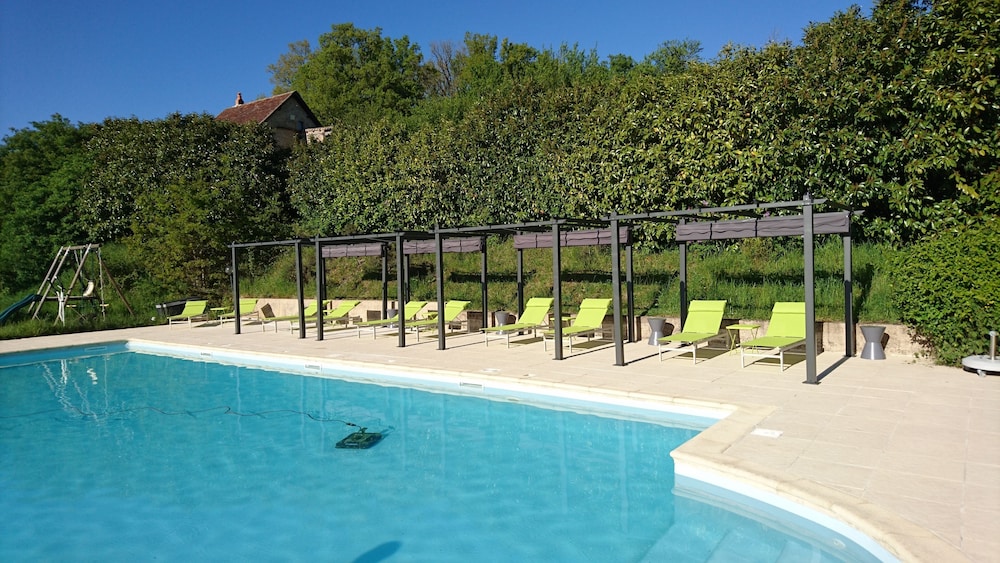 hotel la bastie d urfe