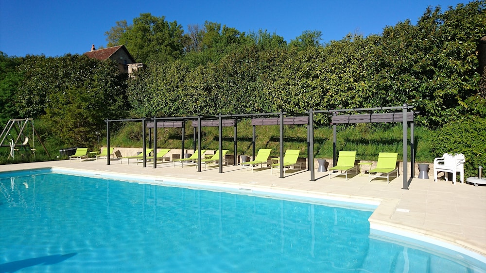 hotel la bastie d urfe