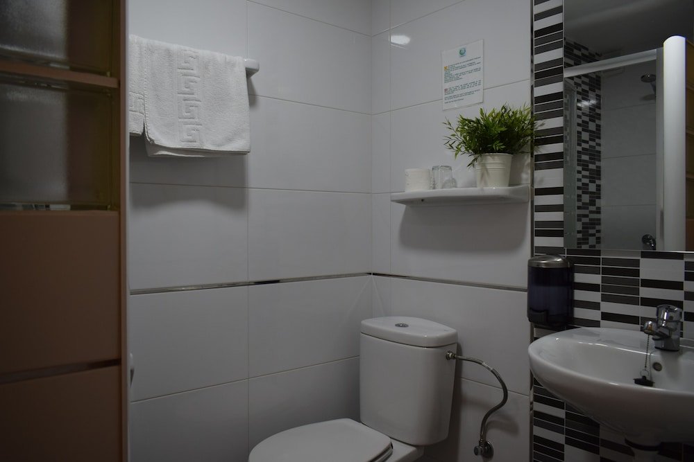 Hostal Juan De Austria,Almeria>>Aguadulce,3 star