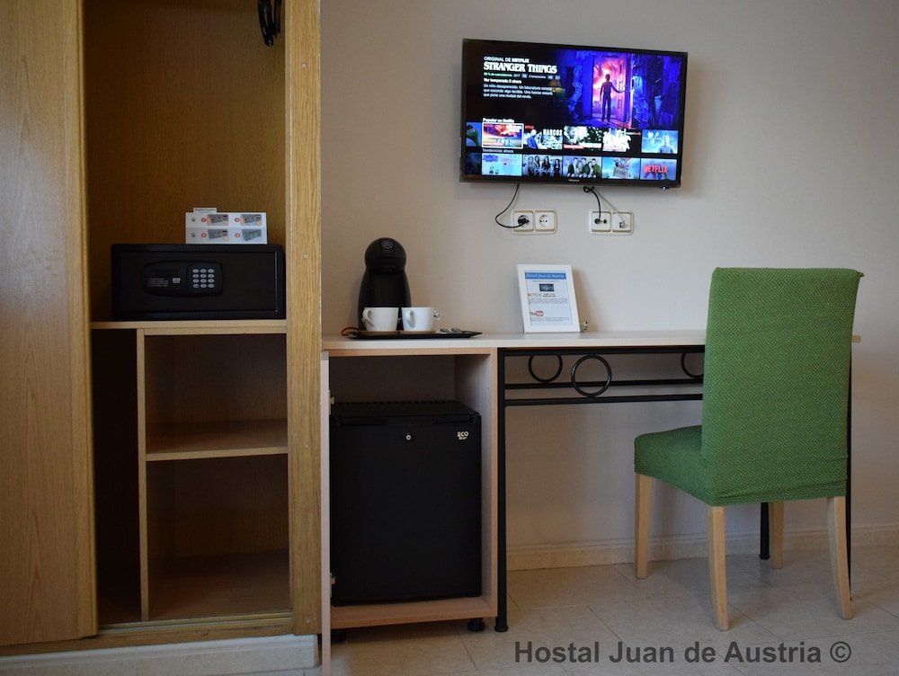Hostal Juan De Austria,Almeria>>Aguadulce,3 star