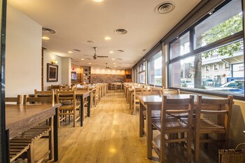 Casa Jacinto Pamplona,Near Monasterio Viejo De San Pedro,1 star