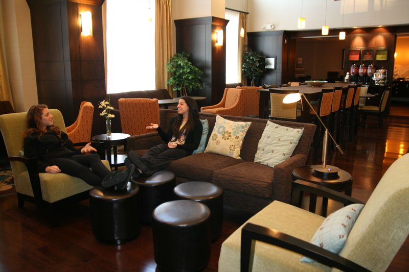 hampton inn and suites detroit canton