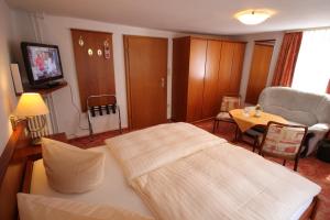 Hotel-Pension Haus Steinmeyer,Bad Pyrmont>>Aerzen,2 star