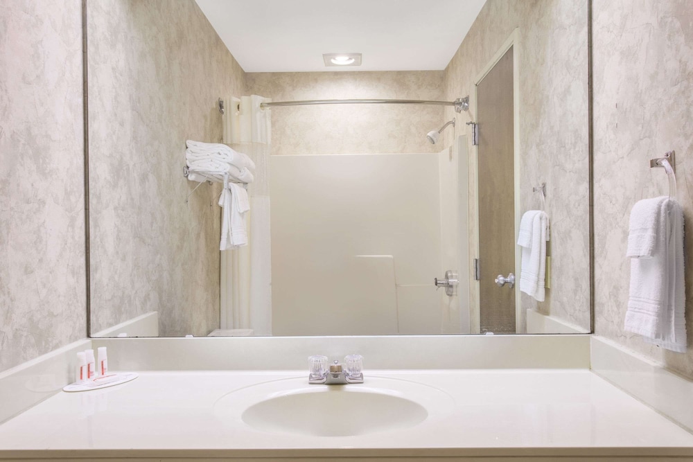 days inn by wyndham lexington