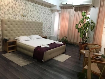 hotel funnytime