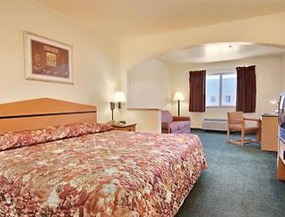 Days Inn & Suites By Wyndham Castle Rock,Castle Rock>>Acres Green,2 star
