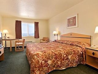 Days Inn & Suites By Wyndham Castle Rock,Castle Rock>>Acres Green,2 star