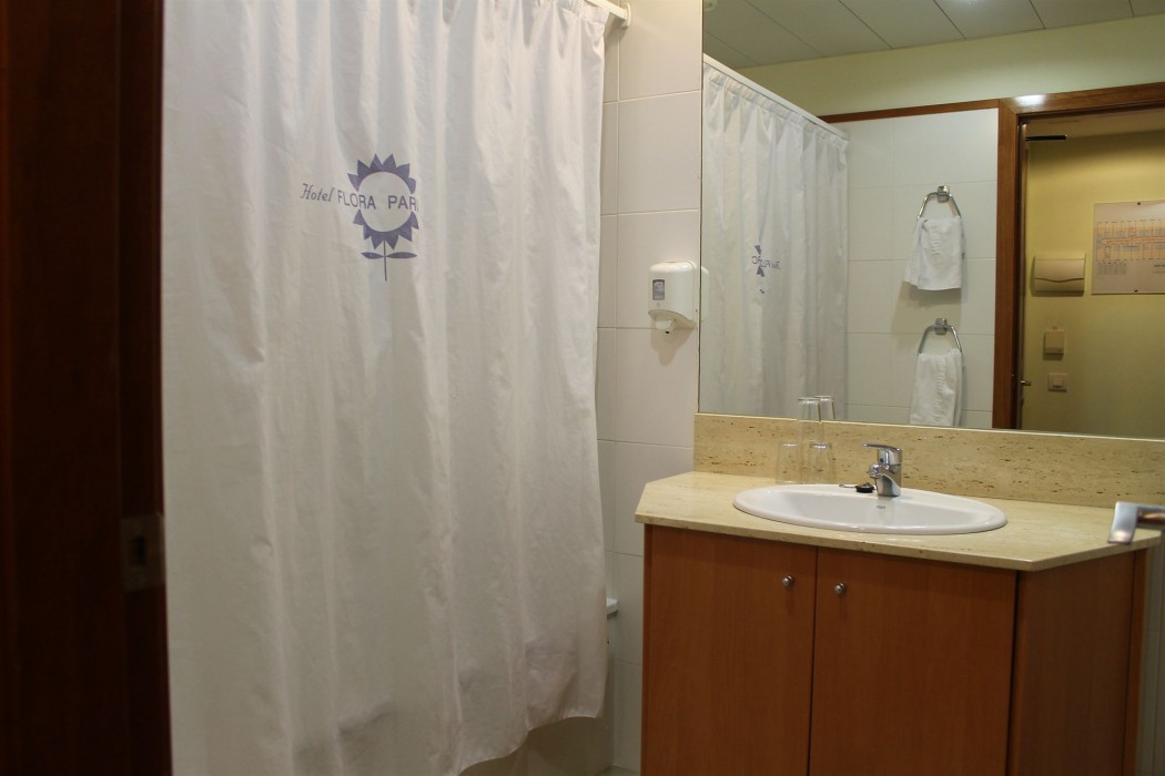 hotel flora parc