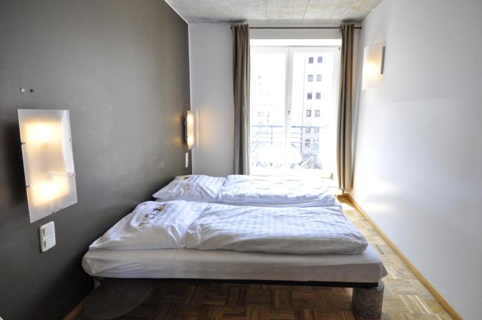 five elements hostel