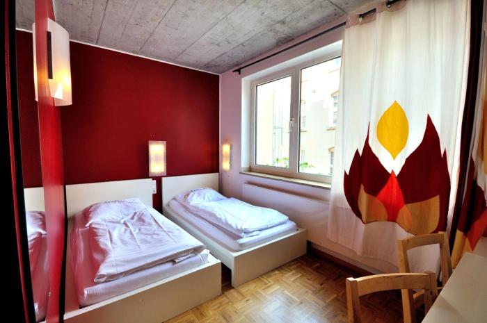 five elements hostel