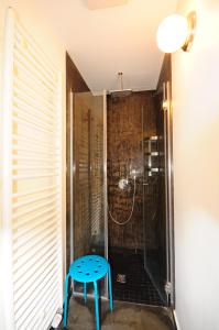 five elements hostel