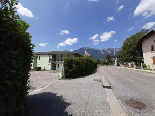 fasthotel albertville