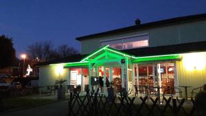 fasthotel albertville
