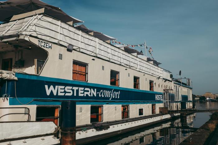 eastern and western berlin boat gmbh