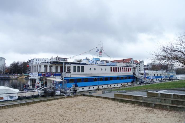 eastern and western berlin boat gmbh