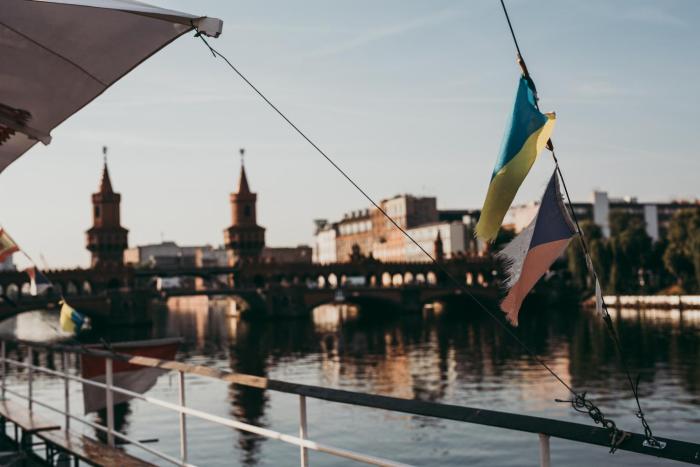 eastern and western berlin boat gmbh