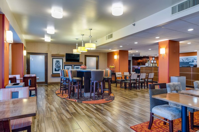 hampton inn johnson city