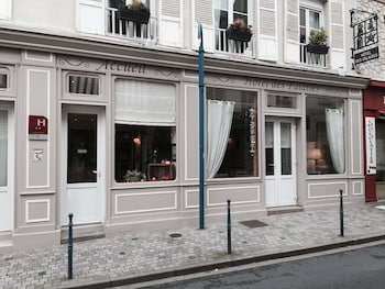 hotel des falaises