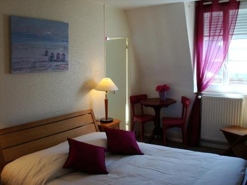 hotel des falaises