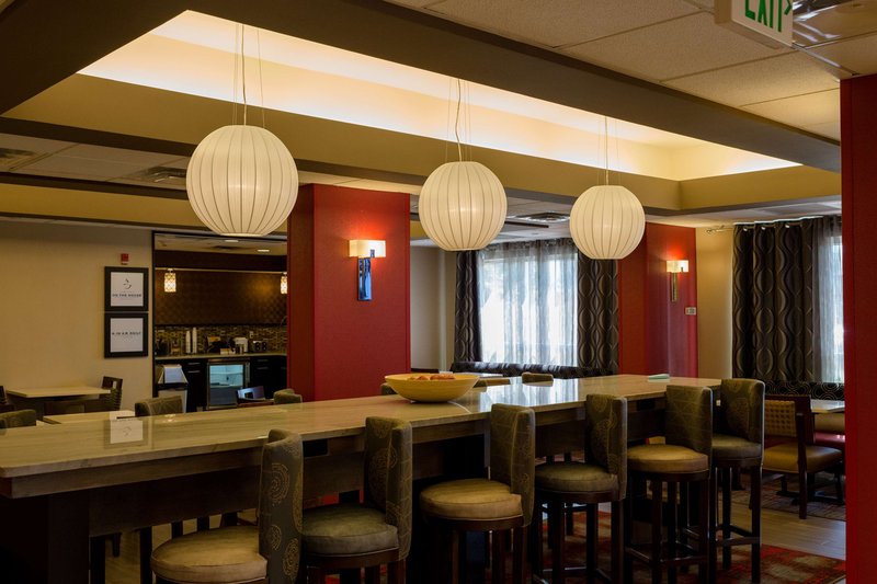 hampton inn oxford west