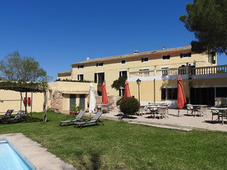 Hotel-Img