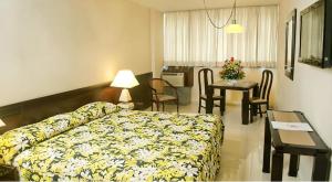royalty copacabana hotel