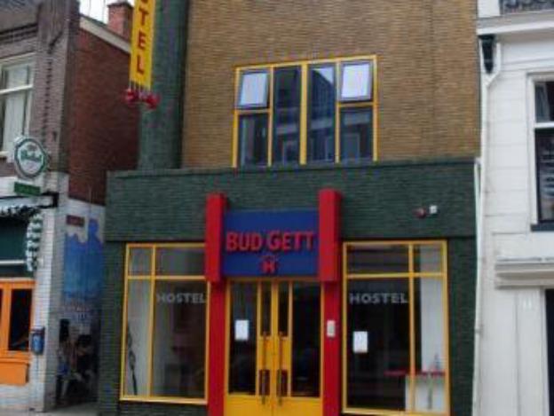 bud gett hostels