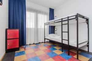 bud gett hostels