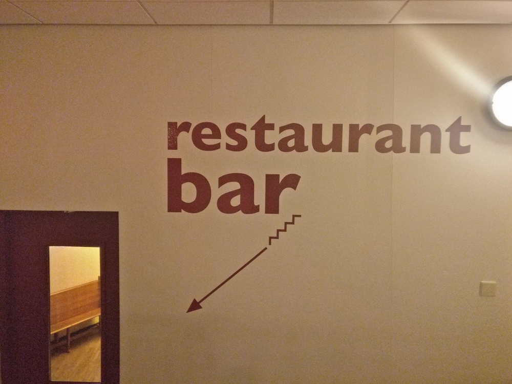 bud gett hostels