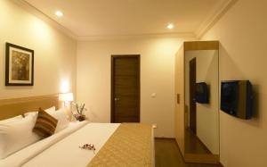 royal orchid suites