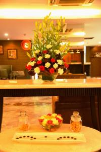 royal orchid suites