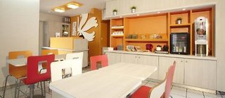 Premiere Classe Avignon Courtine,Near Place De L'horloge,1 star