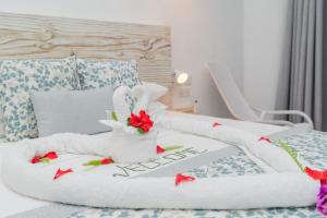 romance bungalows