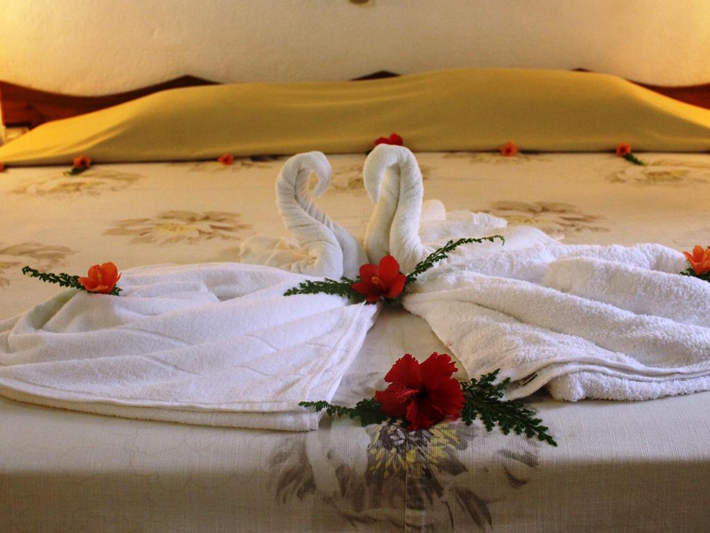 romance bungalows