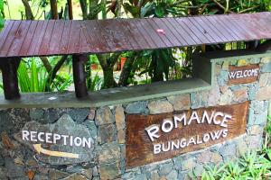 romance bungalows
