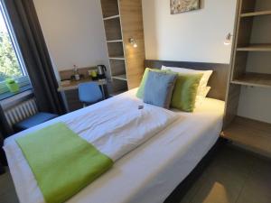 Art Inn Hotel Dinslaken,Dusseldorf>>Dinslaken,3 star