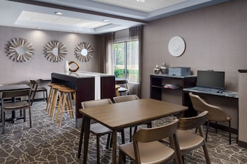springhill suites manchester boston regional airport