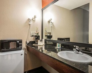 Art Infiniti Hotel,In The Entertainment District,2 star