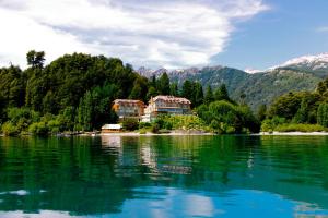 Correntoso Lake & River Hotel,Villa La Angostura>>Los Lagos Department,4 star