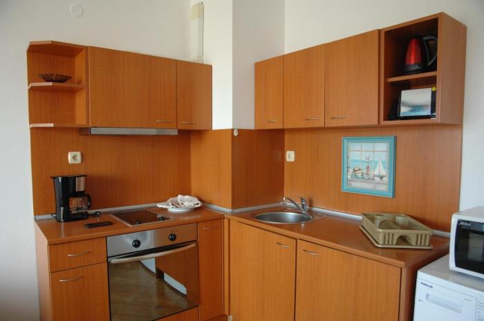 complex golden dreams