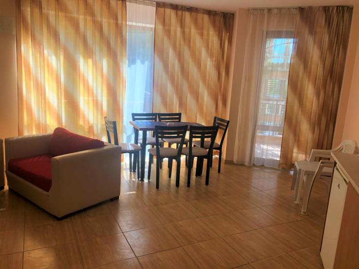 complex golden dreams